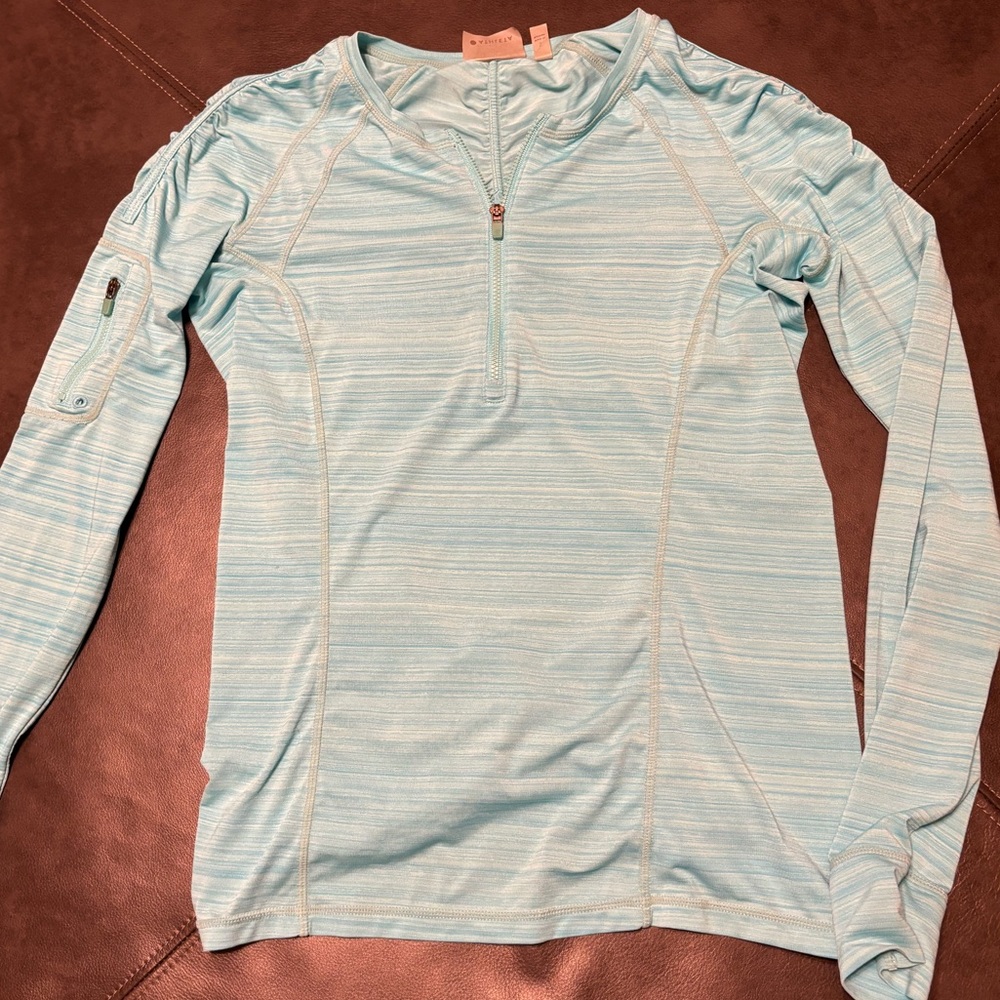 Athleta Pacifica Illume UPF fitted top; woman’s small; great condition